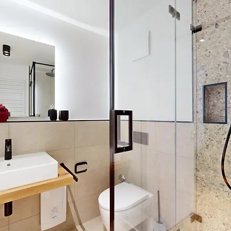 08 No8a Boardinghouse Διαμέρισμα *